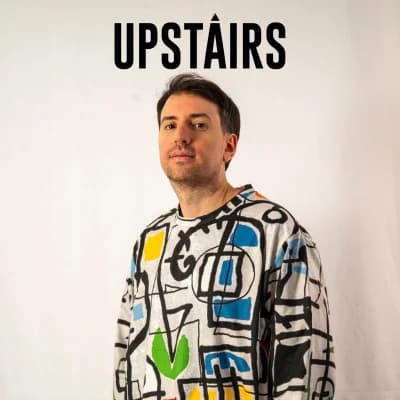 UPSTAIRS #020 Bailamos en el piso 17